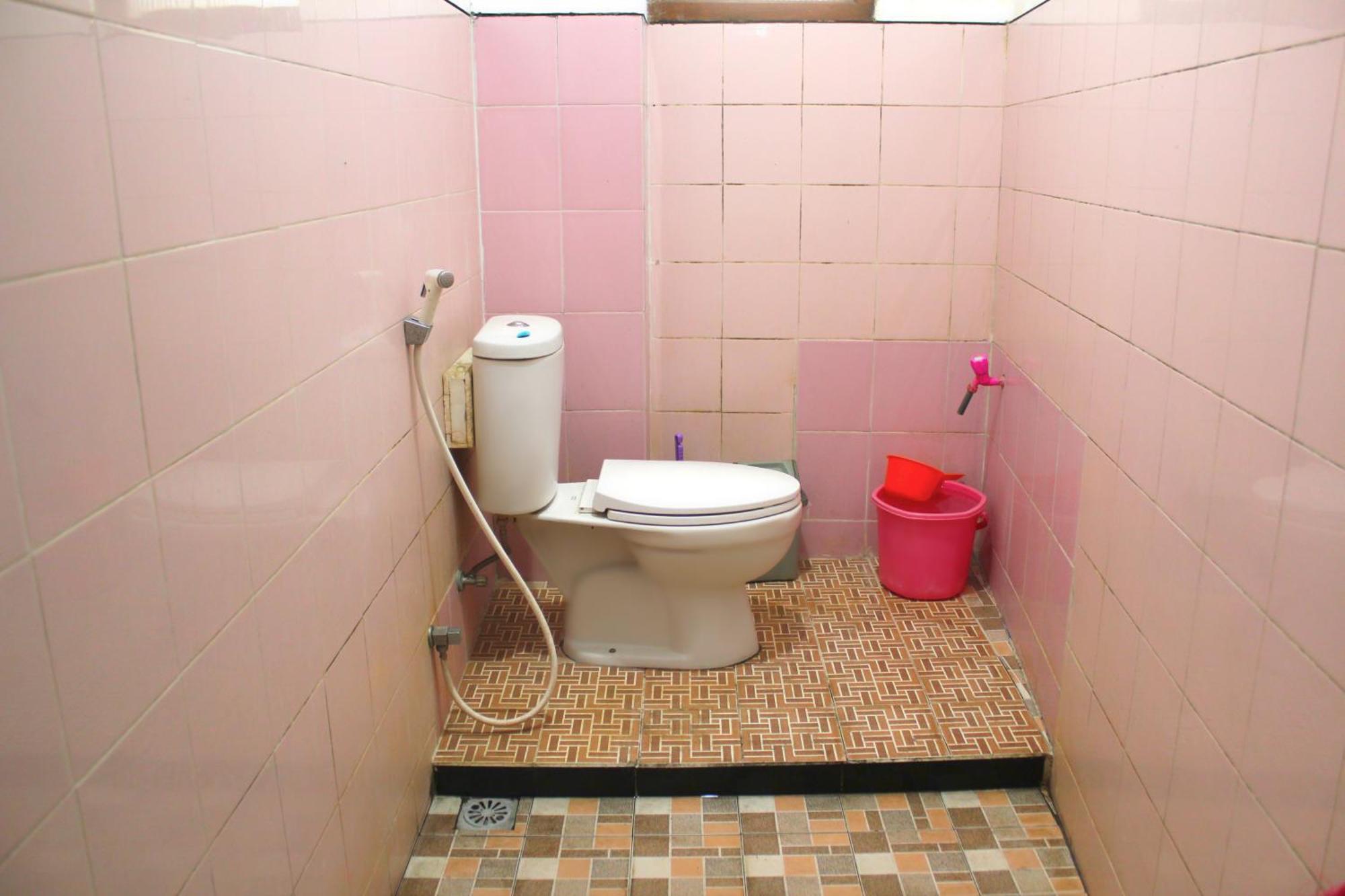 Dinotiyo Homestay Batu  Ngoại thất bức ảnh